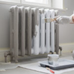 découvrez notre guide pratique pour peindre un radiateur en fonte et obtenir un résultat durable, avec des conseils étape par étape pour une finition parfaite.